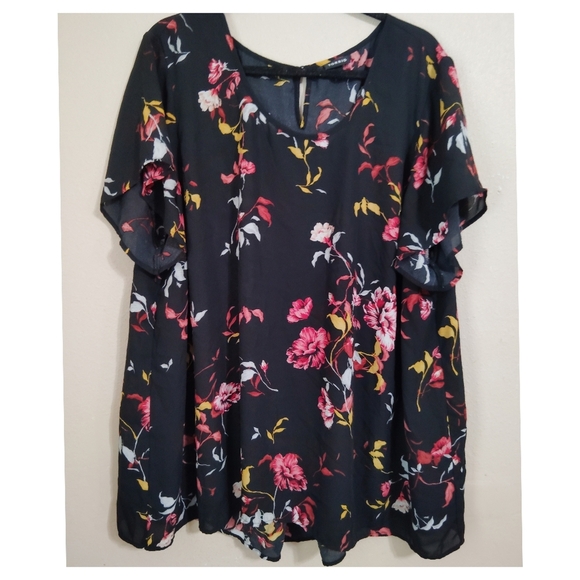 Tops - Torrid Floral Georgette Top Size 4